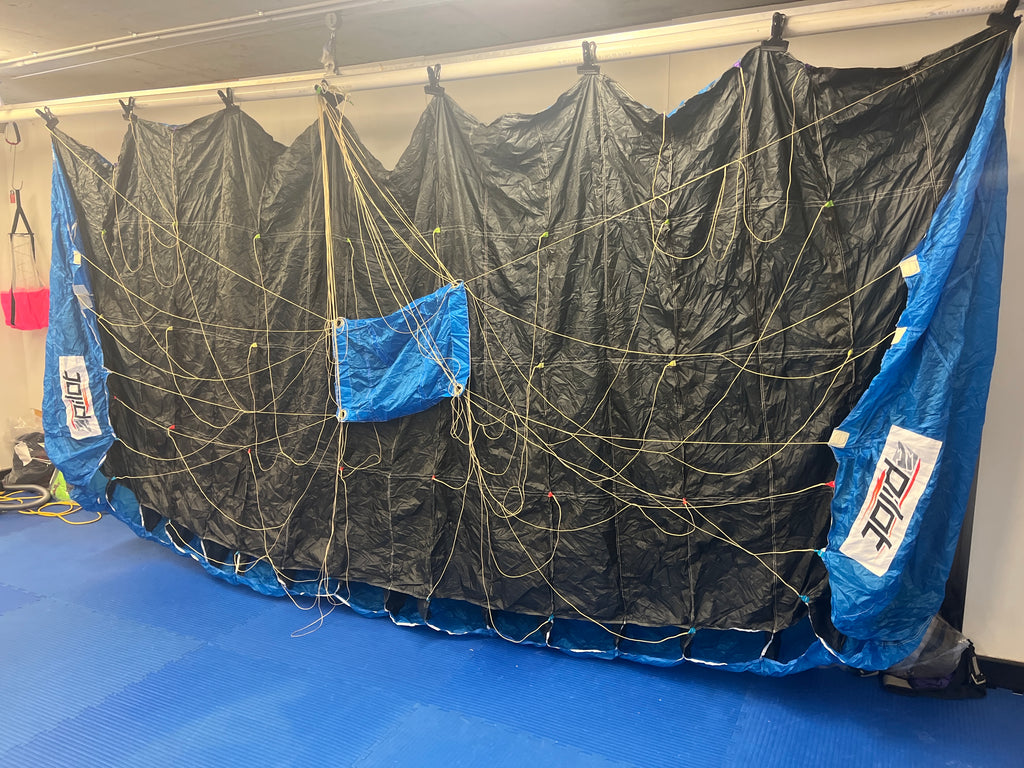 Parachut Rig Loft PT-132-ZPX – Mee Loft | Sales - Rigging - Rentals