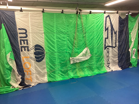PIlot 210 - Mee Loft | Parachute Rigging, Sales and Rentals